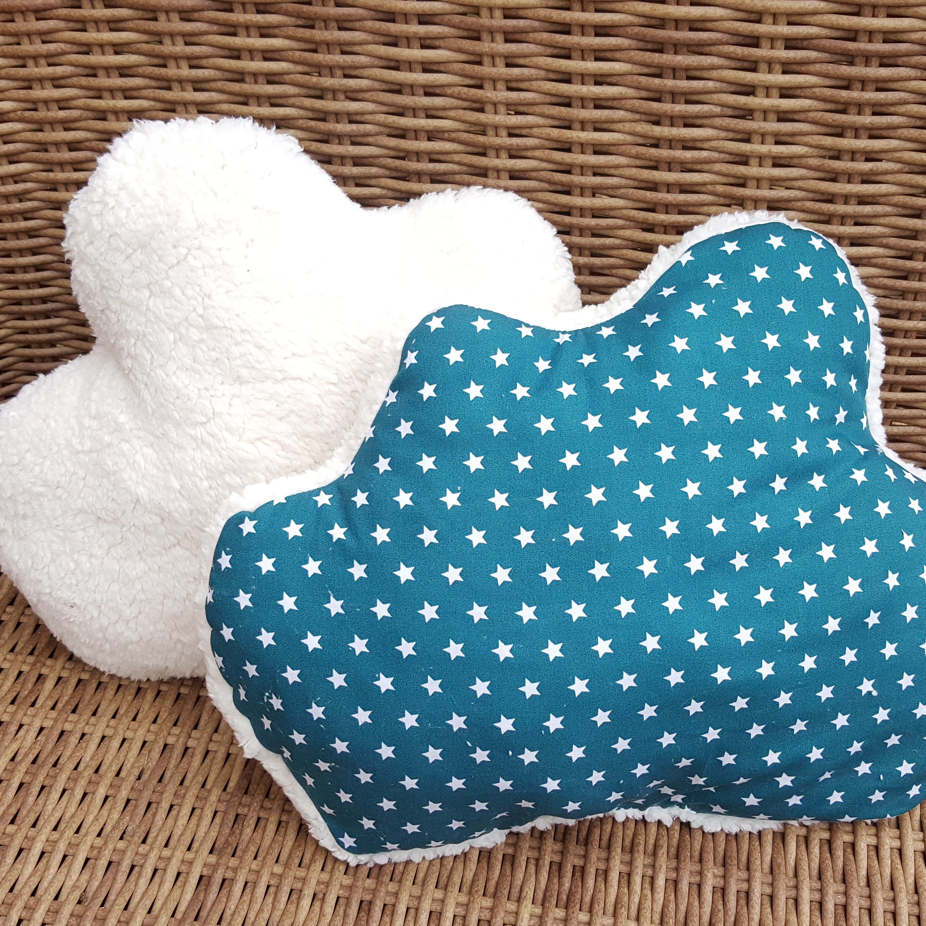 coussin nuage étoiles bleu canard loudenella